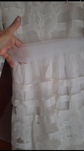 Abito Comunione bambina in tulle con cuffietta