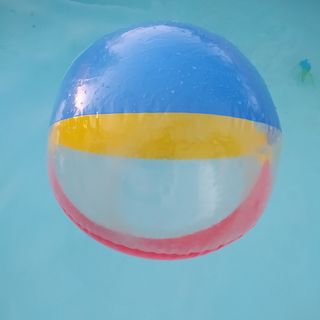 Inflables piscina: León, Mono, Tabla Bob y Pelota