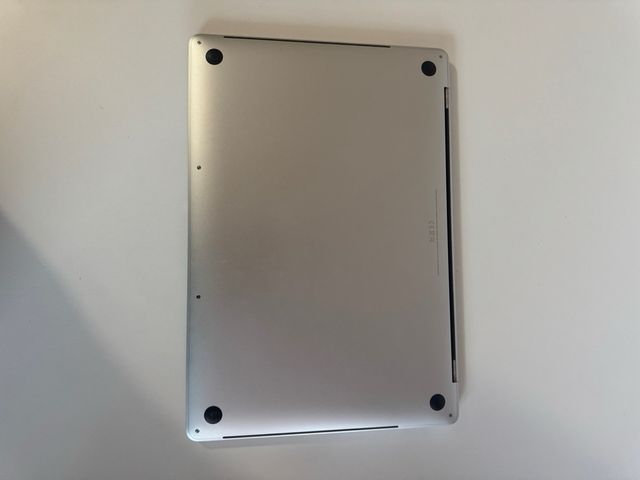 MacBook Pro 19 32GB 1TB i9