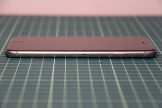 iPhone 6S 64GB grigio con cover e protezioni