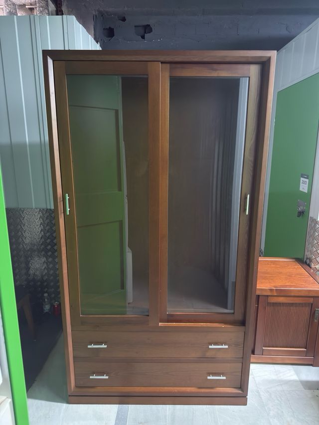 Muebles salón madera maciza