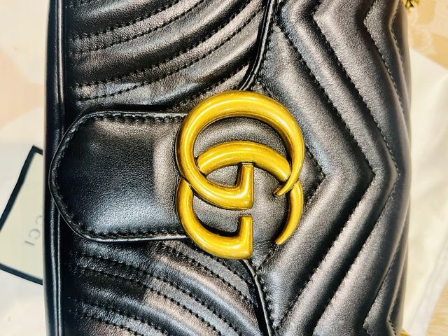 Bolso Gucci Marmont negro