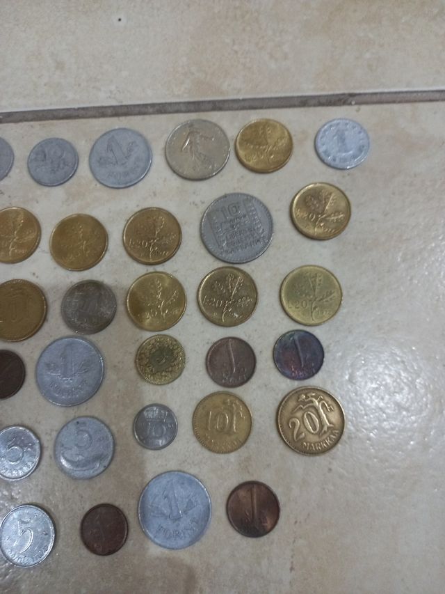 Monete varie estere