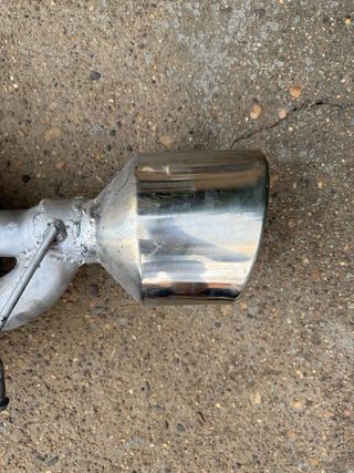 Escape trasero de serie modificado seat leon mk1