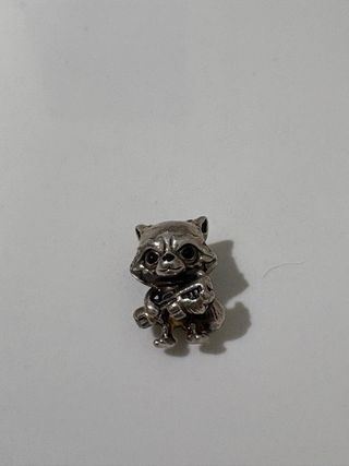 Charm Pandora Rocket mapache