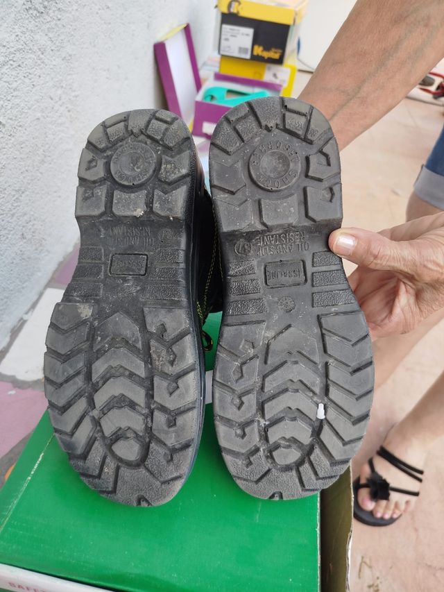 Zapatos seguridad ISSALINE negros
