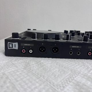 Traktor Kontrol S4 MK3