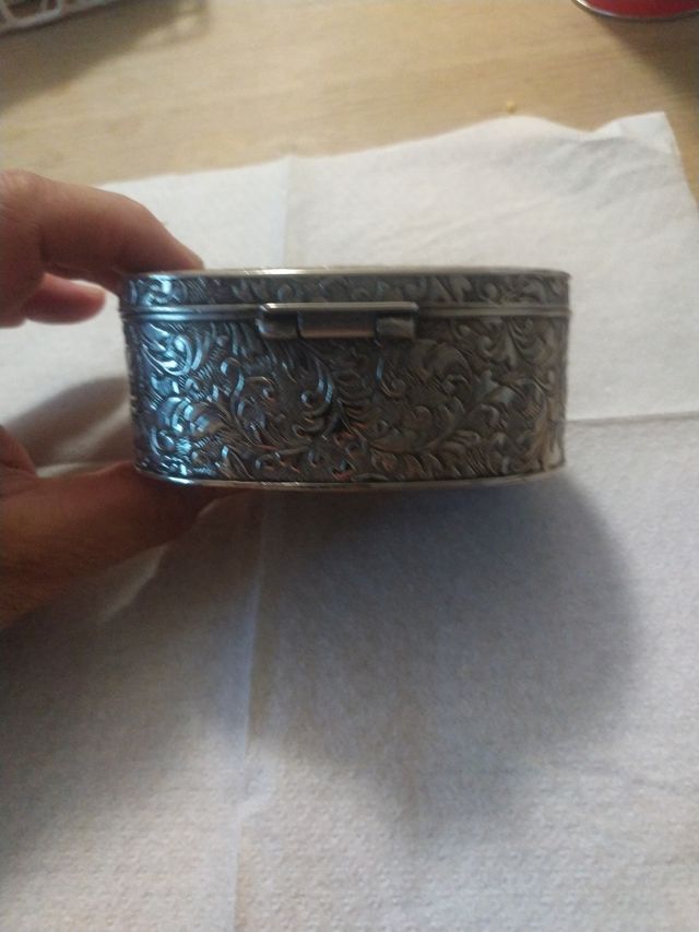 Joyero Ovalado Antiguo de Plata