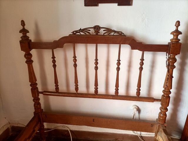 Cama antigua madera 120x180cm