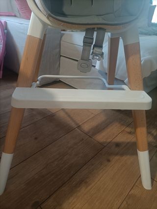 Trona y silla para bebes/niños (Lionelo Mona 4en1)