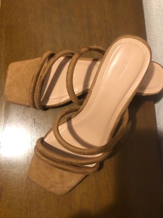 Sandalias A ESTRENAR