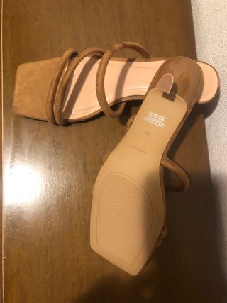 Sandalias A ESTRENAR