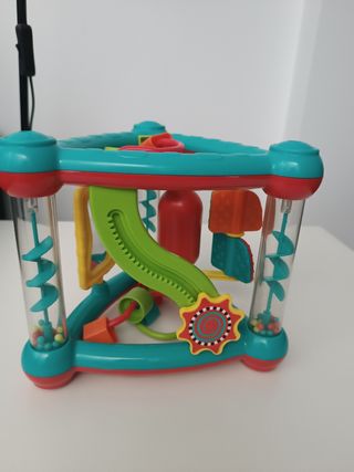Centro de actividades bebé
En perfecto estado 
