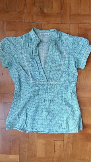Blusa estampada verde agua - talla S