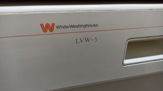 Lavavajillas White Westinghouse LVW-5