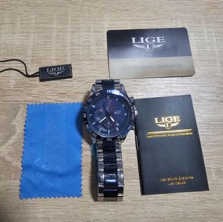 Reloj Lige elegante azul y plata