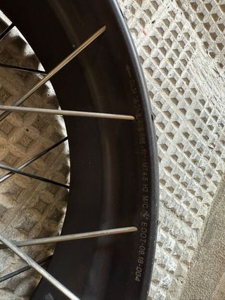 Llanta trasera BMW R1200/1250 LC