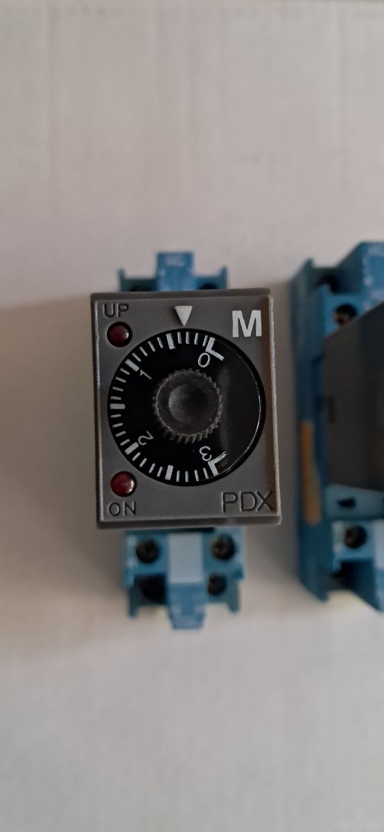 Temporizzatori, Relè & Finecorsa