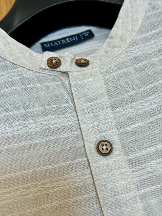 Camisa Unisex Lino Crudo.