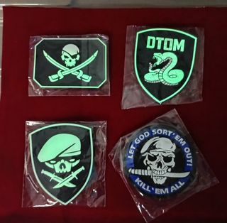 Lote de 4 Parches PVC luminosos con Velcro