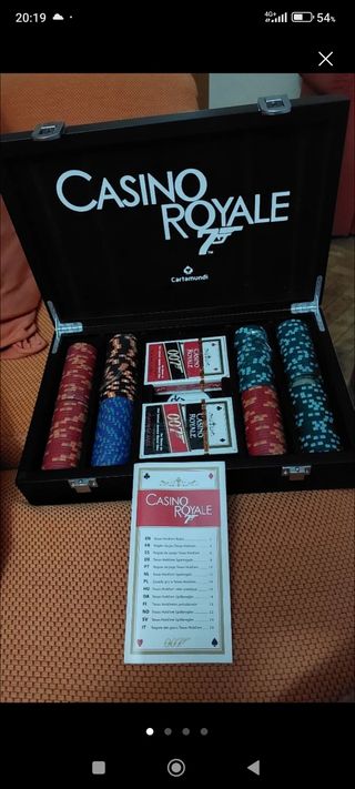 Casino Royale Poker Set - James Bond 007.SIN ABRIR