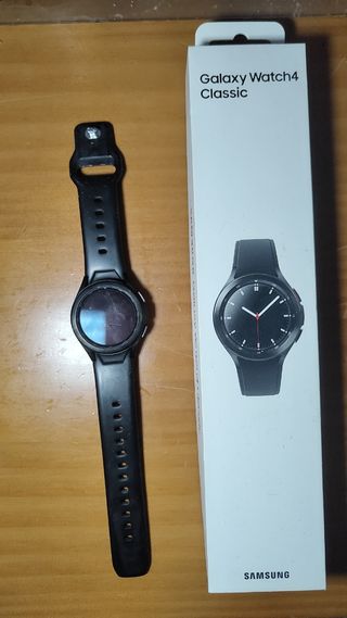 Samsung Galaxy Watch4 Classic - Negro - 42mm