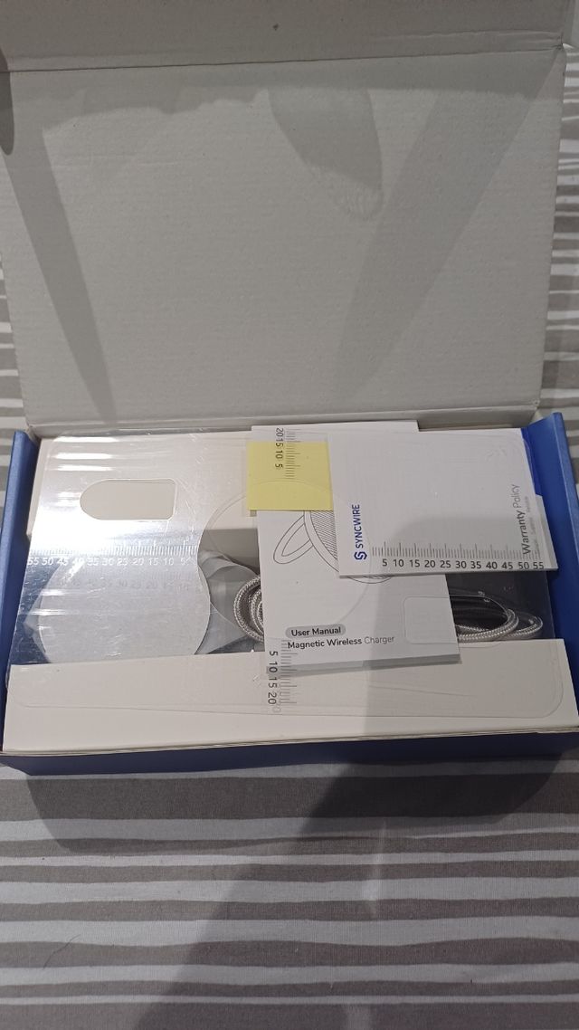 Cargador inalámbrico magnético SYNCWIRE
