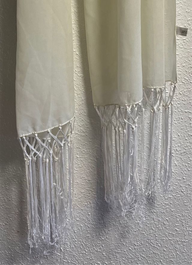 Pañuelo gasa blanco - flecos