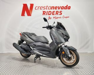 Yamaha XMAX 400 TECH MAX