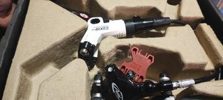 Avid Elixir CR Carbon - Frenos MTB nuevos