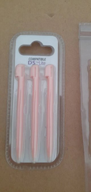 NUEVO.Oficial Nintendo.Funda DS LITE +3 LÁPICES