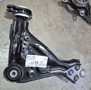 Brazo suspensión Mercedes Viano
