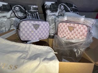 2 bolsos Guess - rosa y lila originales y cartera