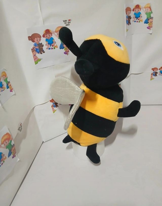 Casa delle api: libro e peluche ape