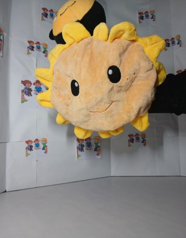 Casa delle api: libro e peluche ape