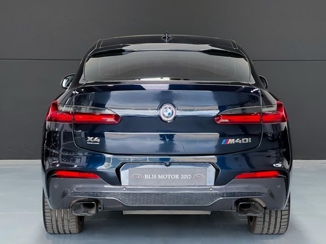 BMW X4 M40i