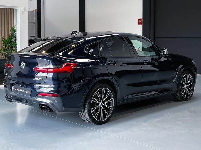 BMW X4 M40i