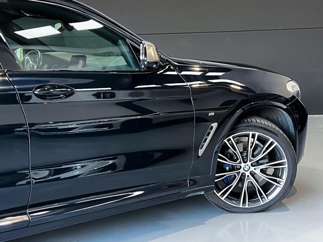 BMW X4 M40i