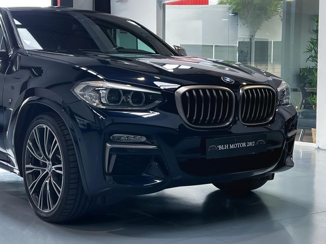 BMW X4 M40i