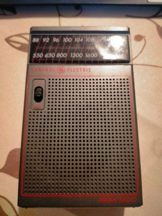 Radio GE portatile vintage funzionante