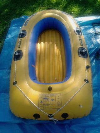 Bote inflable Caravelle K76 GT + bomba para inflar