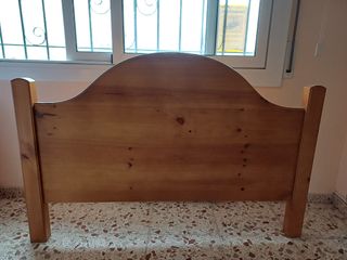 Cama Rústica + 2 mesitas de noche 