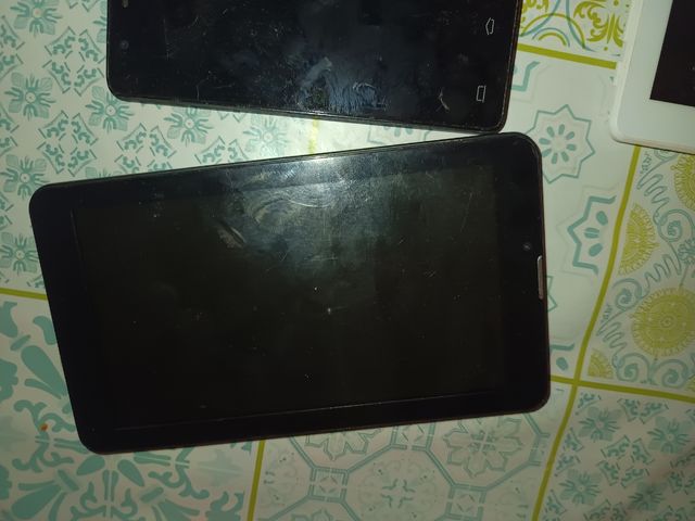 Lote tablets Huawei + móvil: piezas