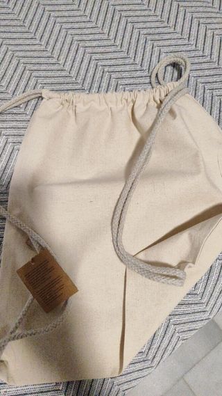 Mochila beige estampada bonitos colores 