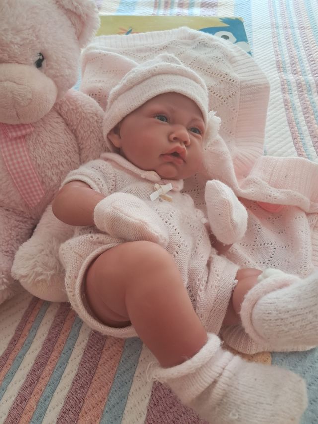 Muñeca bebé reborn 40" con ropa