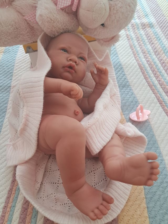 Muñeca bebé reborn 40" con ropa