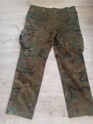 Pantalón militar camuflaje