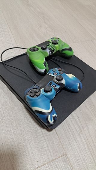 PS4 (PlayStation 4) Slim - 1 mando