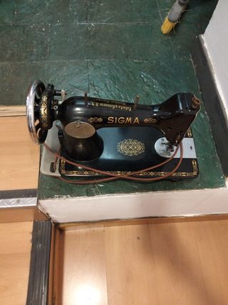 Máquina coser SIGMA Antigua