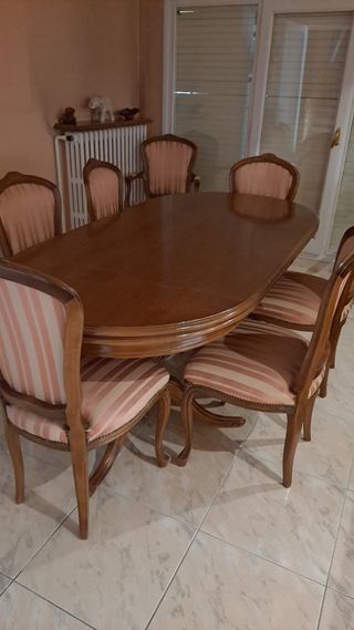 Mesa comedor + 8 sillas madera
